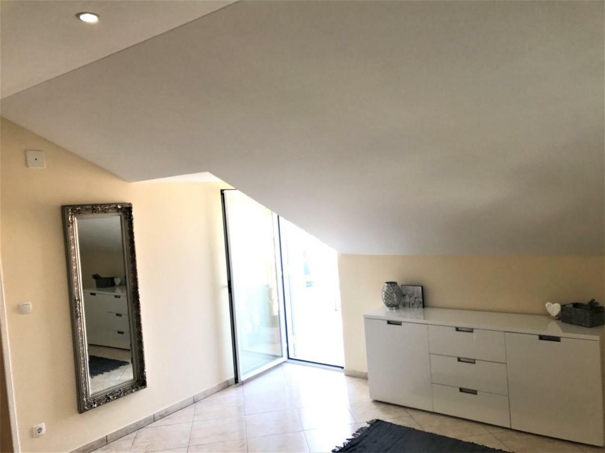 Apartmani Fortuna Lumbarda Eksteriør billede